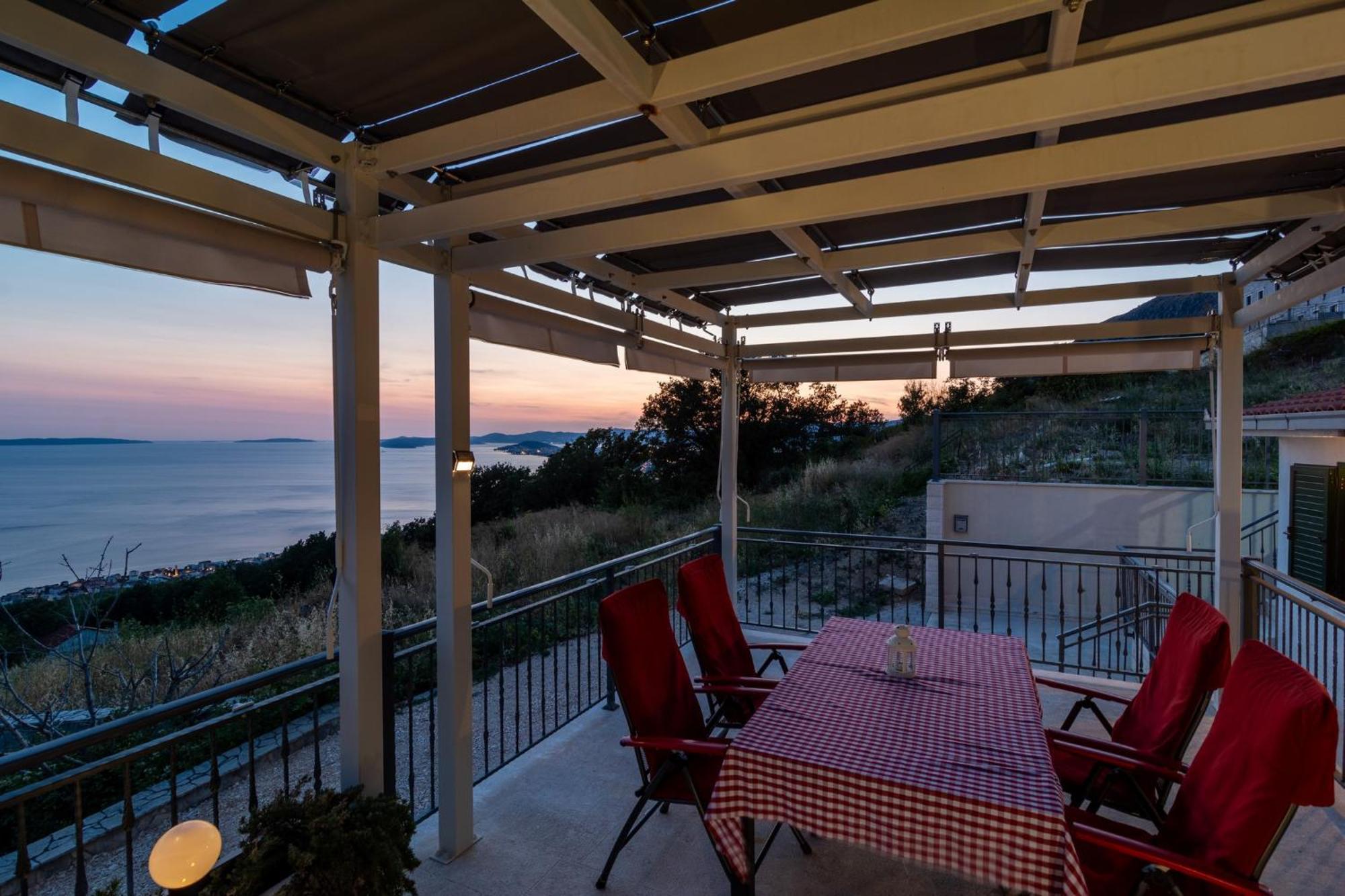 Kuca Za Odmor R&A Villa Podstrana Exterior photo